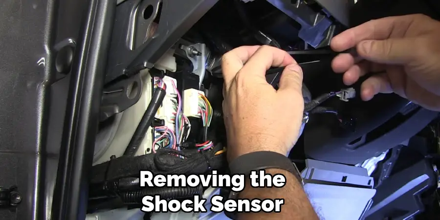 Removing the
Shock Sensor