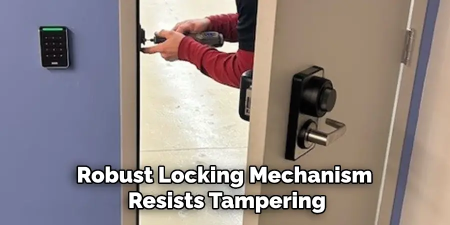 Robust Locking Mechanism Resists Tampering