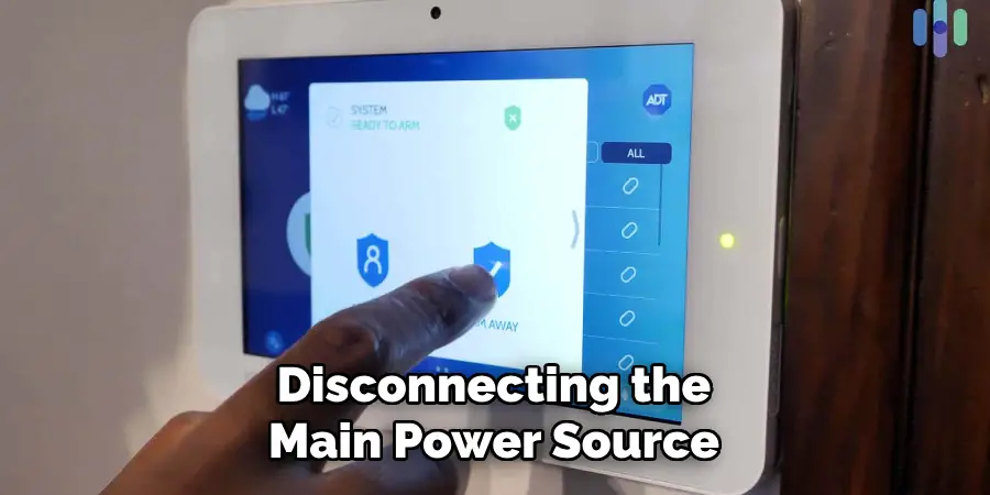 Disconnecting the Main Power Source