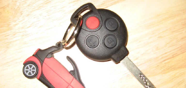 How to Replace Battery in Mini Cooper Key